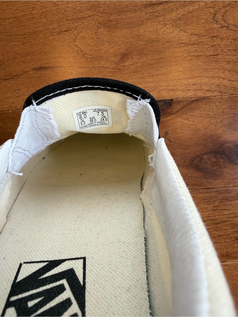 Vans Women’s 7.5 Classic Slip-On Checkerboard Skate Shoes - Black & White - Picture 4 of 5
